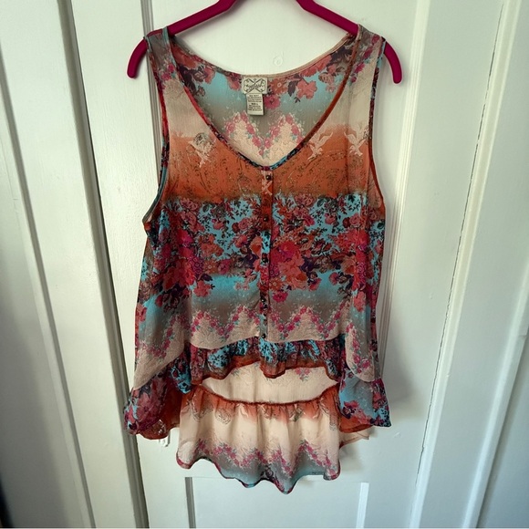 Eyelash Couture Gray and Pink Asymmetrical Flutter Sleeve Tank Top - Picture 1 of 6